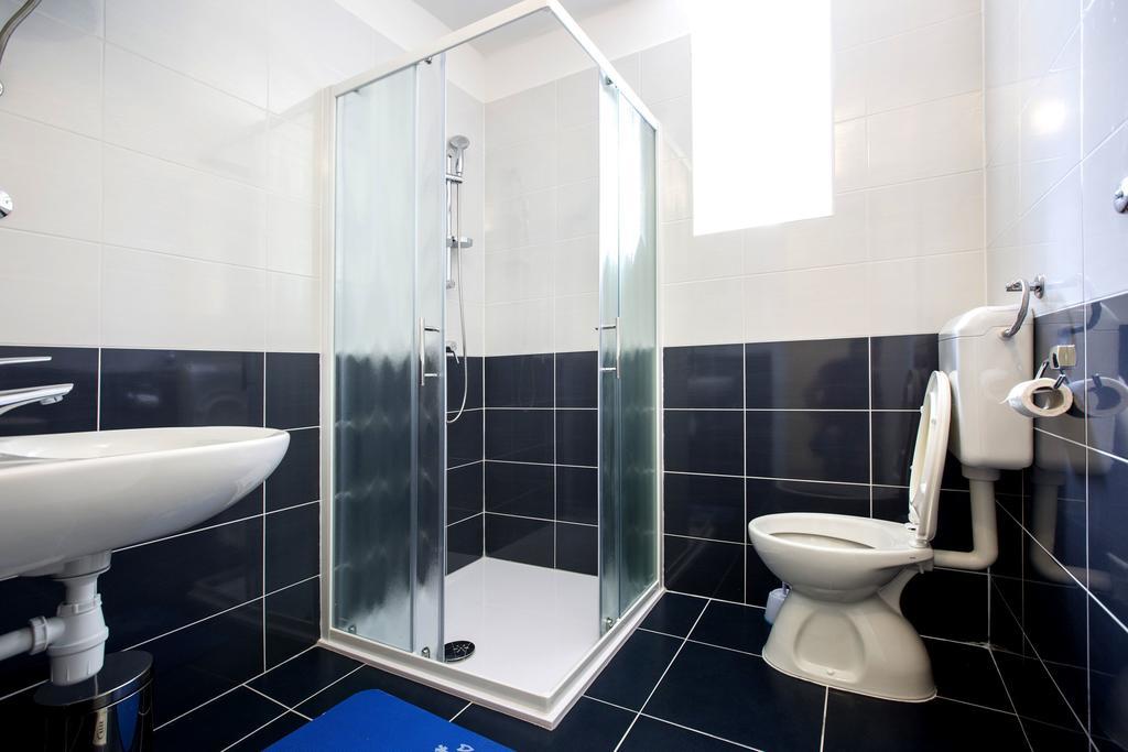 Downtown Hostel Split Szoba fotó